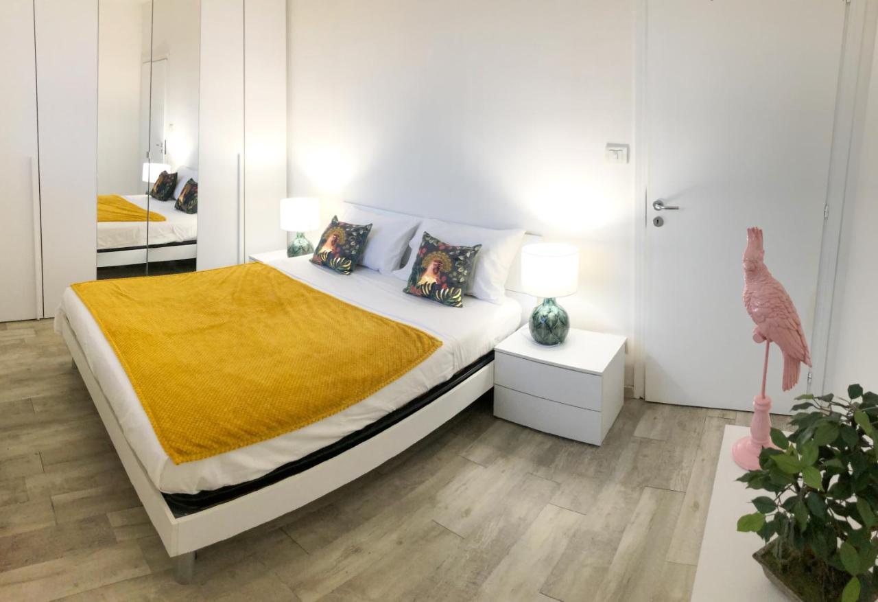 Familybo Apartments Bologna Delight - Front Station Bolonha Exterior foto